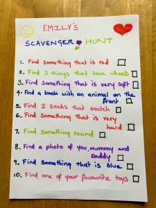 Indoor scavenger hunt list - one of my favourite things to do with kids during lockdown