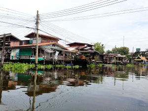House on stilts on the Chao Phraya in Bangkok